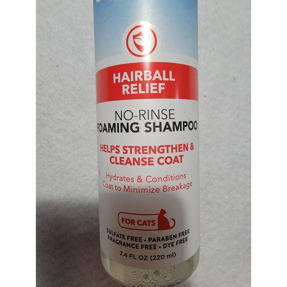TROPICLEAN OXYMED HAIRBALL RELIEF NO-RINSE FOAMING SHAMPOO FOR CATS